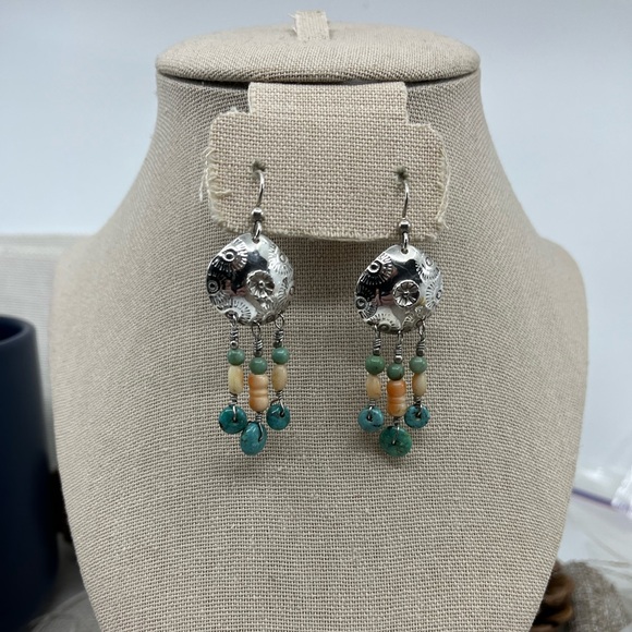 90's Handmade Sterling Silver Shell & Floral Dangle Earrings with Turquoise - Picture 5 of 15